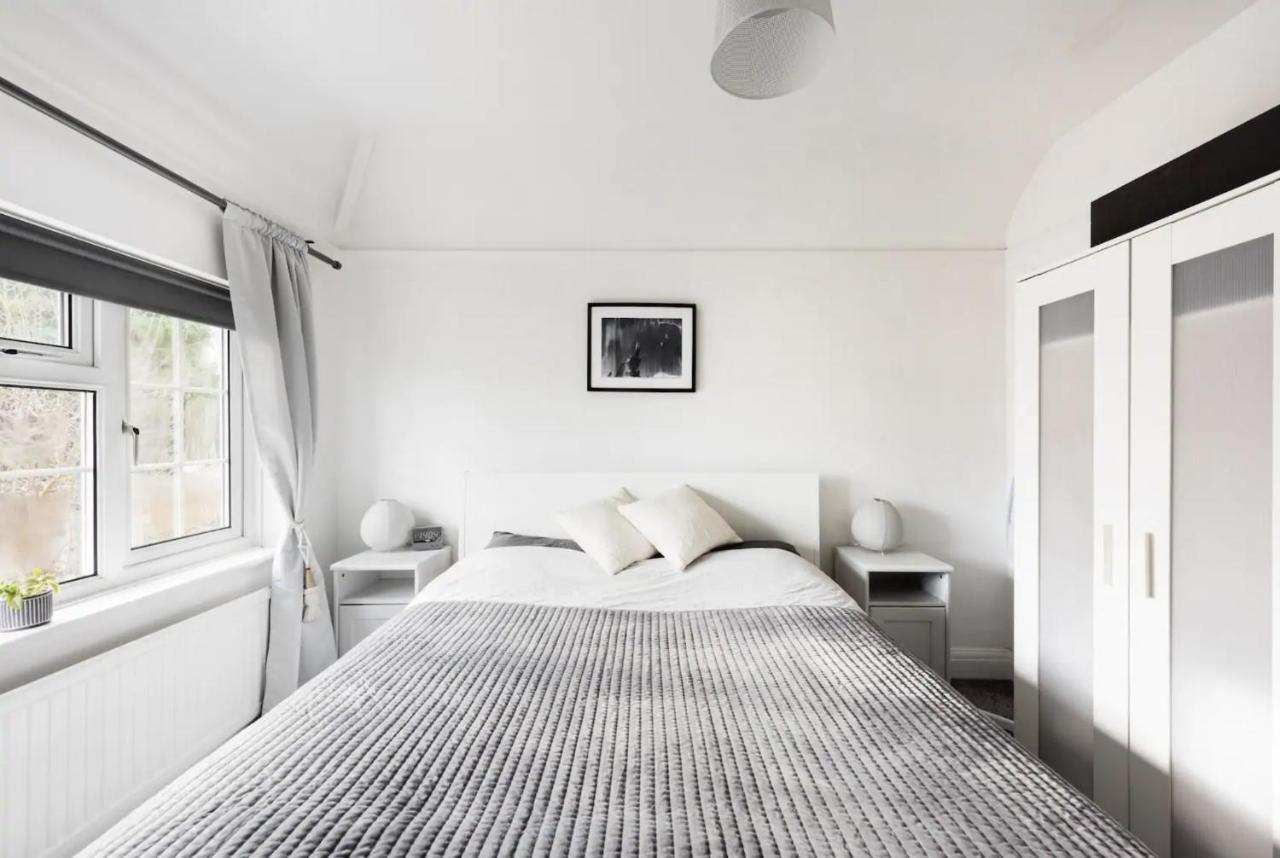 The Film Studio Appartement 5 Min To Harry Potter Watford  Ngoại thất bức ảnh
